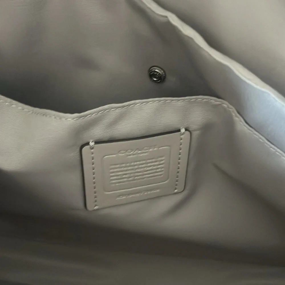 Coach Elegant Gray Laptop Bag - Picture 3 of 3